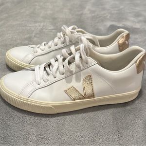 VEJA Esplar Sneakers